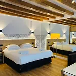 Lion D\'Or Paris Suites