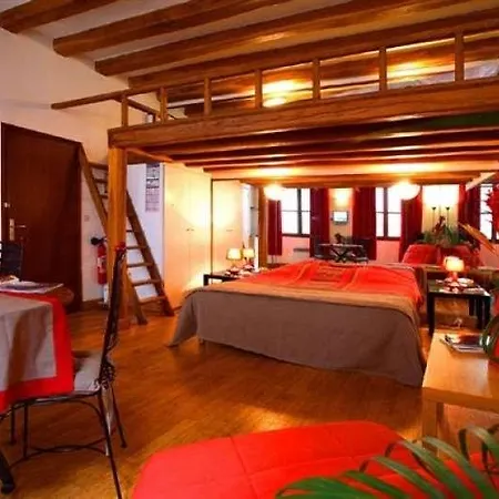 Lion D'or Aparthotel 4*