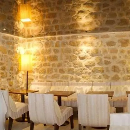 Lion D'or 4* Paris