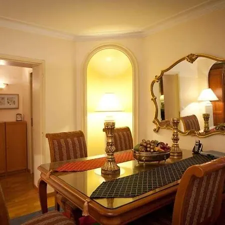 Aparthotel Lion D'or