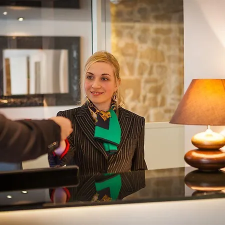 Lion D'or Aparthotel 4*